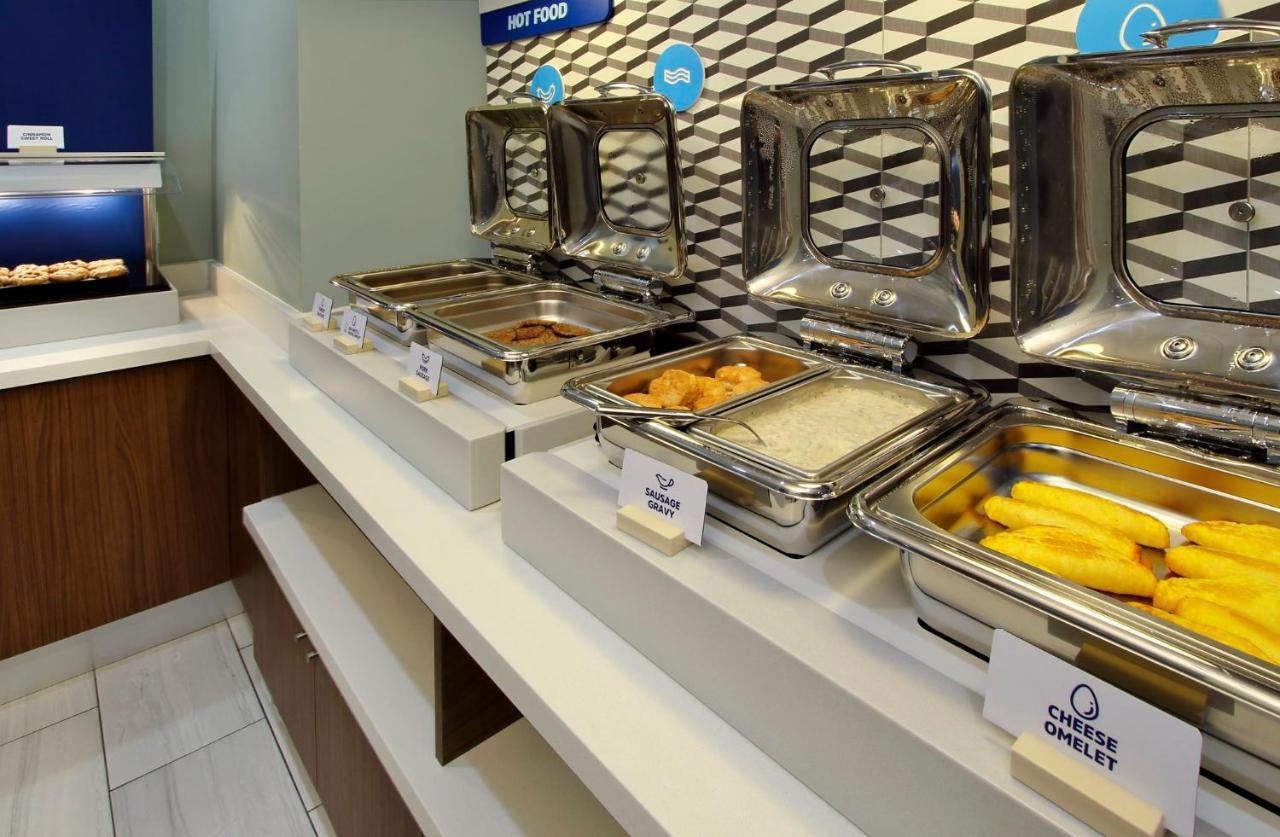 Holiday Inn Express - Blair By Ihg Ngoại thất bức ảnh